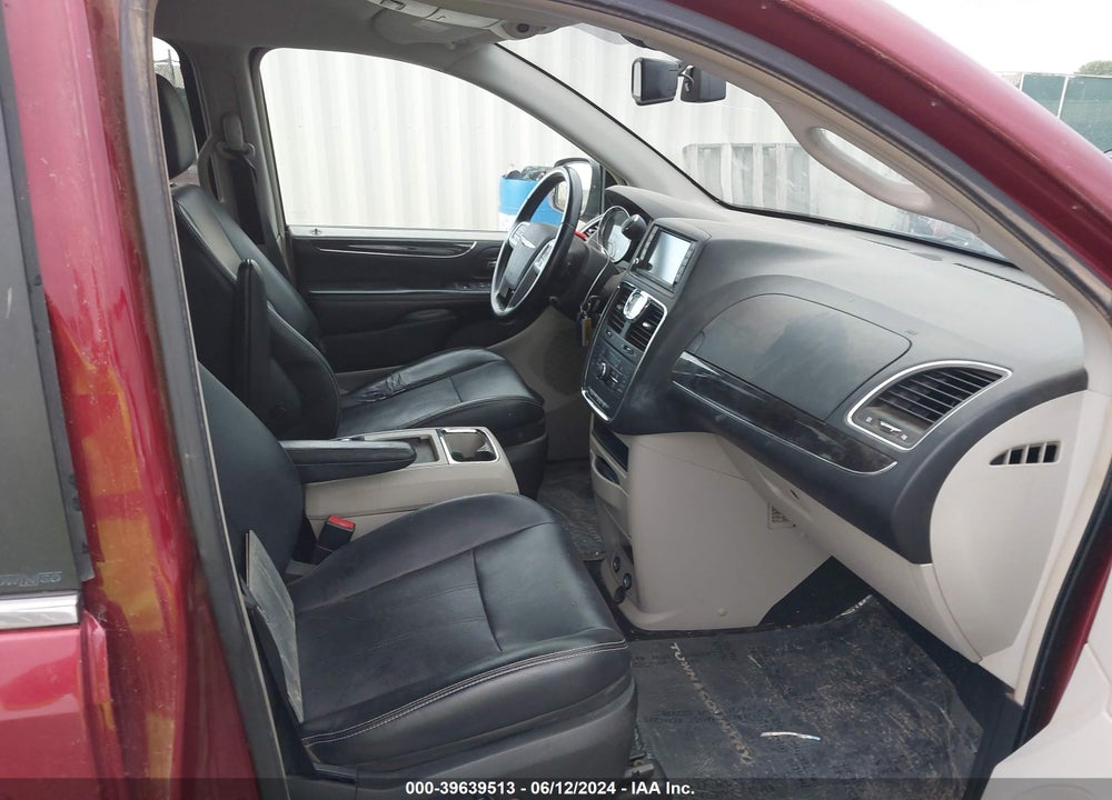 2011 CHRYSLER TOWN & COUNTRY TOURING-L VIN: 2A4RR8DG7BR704038