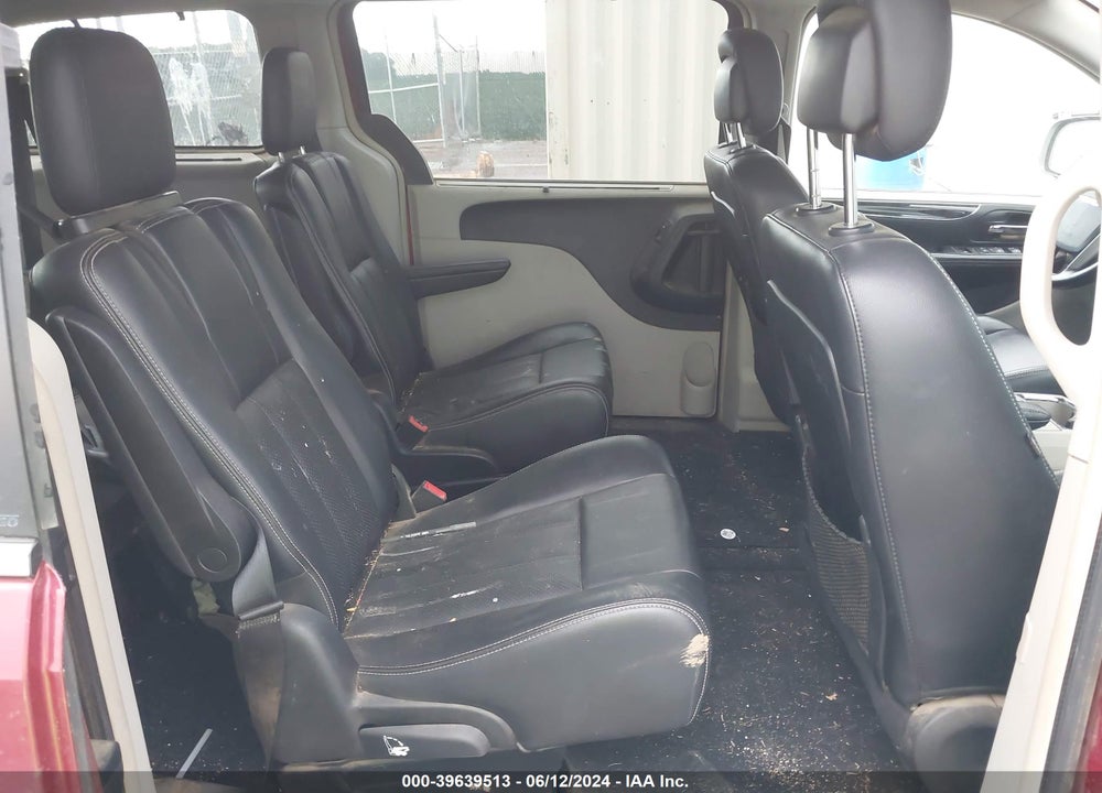 2011 CHRYSLER TOWN & COUNTRY TOURING-L VIN: 2A4RR8DG7BR704038