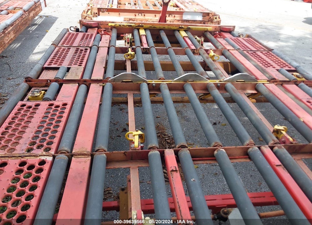 2004 EQUIPMENT GSE A05165D VIN: 00000000000168498