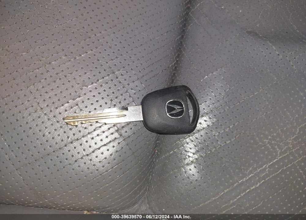 2004 ACURA TL VIN: 19UUA66214A064902