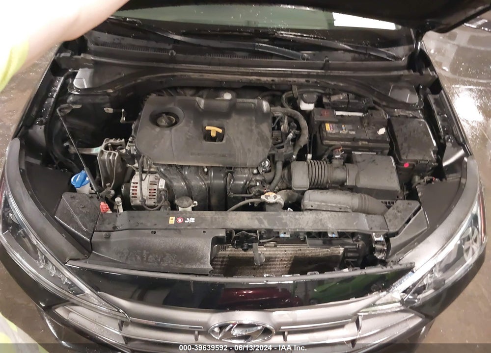 2020 HYUNDAI ELANTRA SEL VIN: 5NPD84LF2LH600317