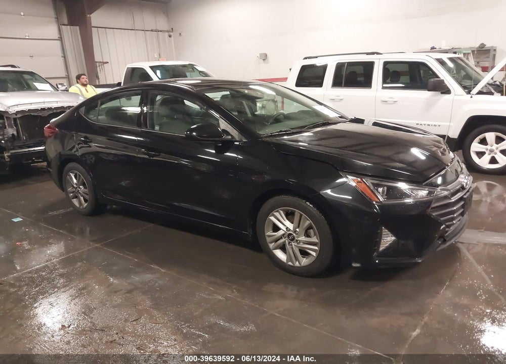 2020 HYUNDAI ELANTRA SEL VIN: 5NPD84LF2LH600317