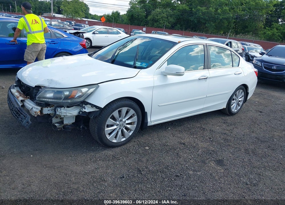 2013 HONDA ACCORD EX VIN: 1HGCR2F76DA051295