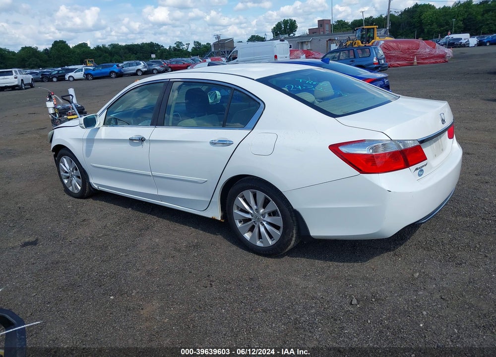 2013 HONDA ACCORD EX VIN: 1HGCR2F76DA051295