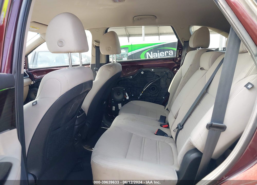 2019 KIA SORENTO 3.3L LX VIN: 5XYPG4A58KG455817