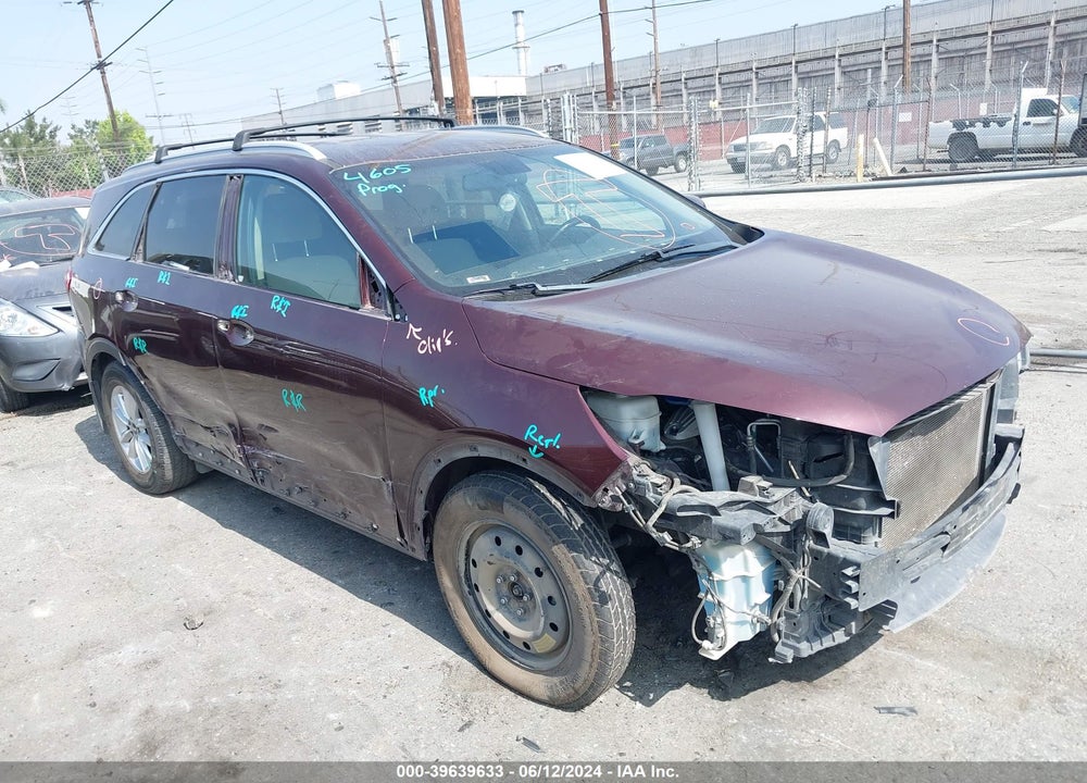 2019 KIA SORENTO 3.3L LX VIN: 5XYPG4A58KG455817