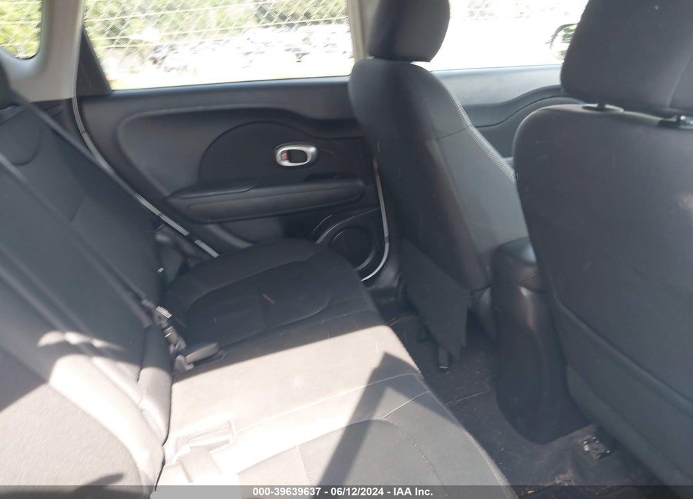2014 KIA SOUL VIN: KNDJN2A26E7738952