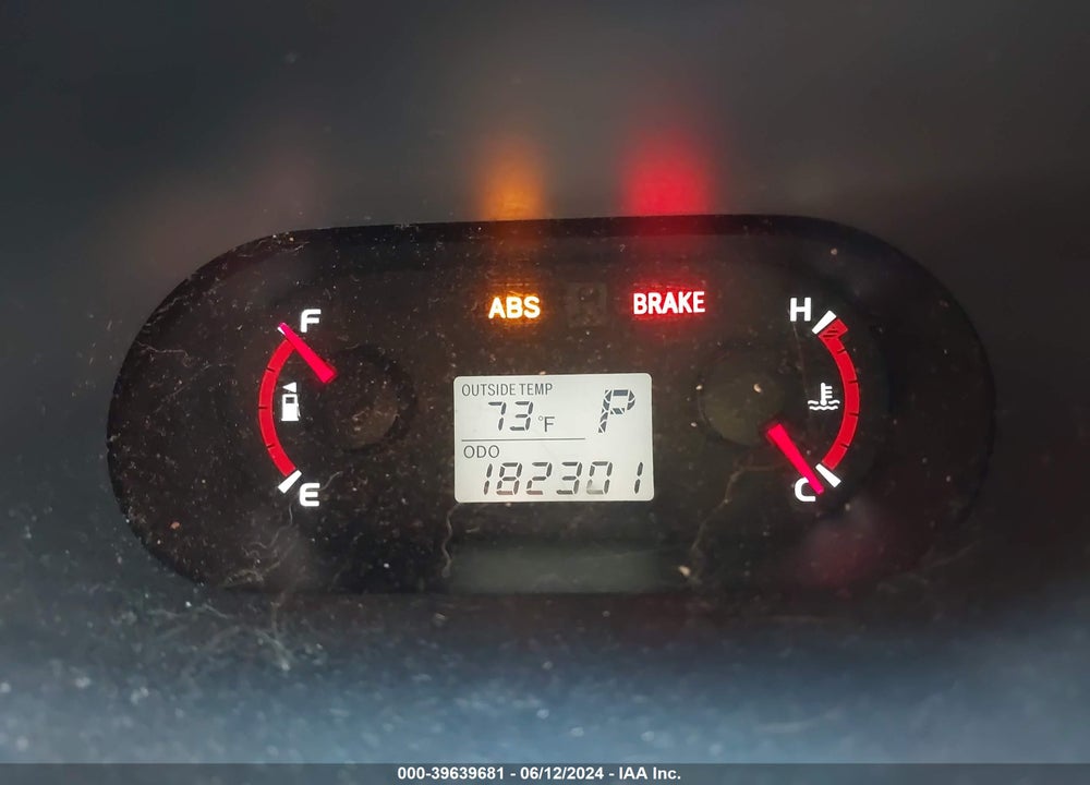 2010 TOYOTA MATRIX VIN: 2T1KU4EE7AC317421