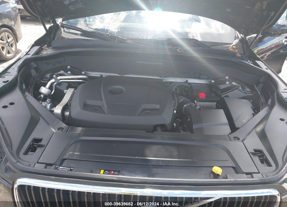 2018 VOLVO XC90 T5 MOMENTUM VIN: YV4102CK7J1347539
