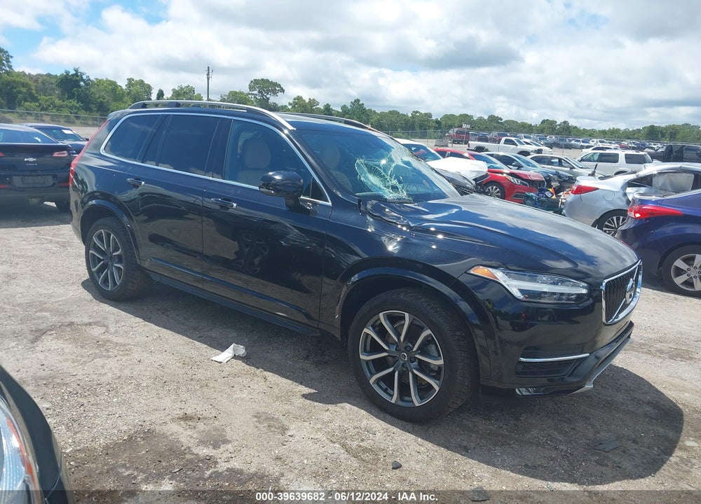 2018 VOLVO XC90 T5 MOMENTUM VIN: YV4102CK7J1347539
