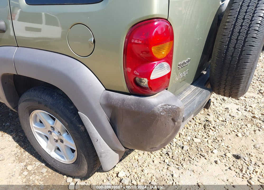 2004 JEEP LIBERTY SPORT VIN: 1J4GK48K54W120637