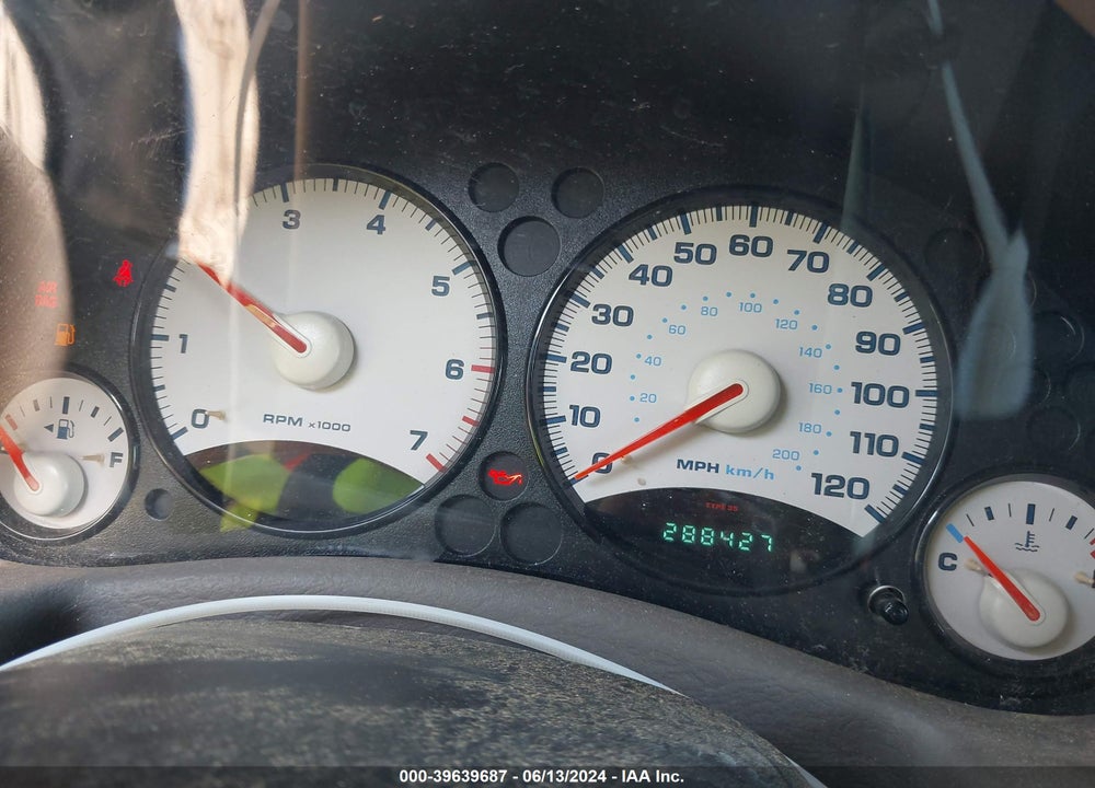 2004 JEEP LIBERTY SPORT VIN: 1J4GK48K54W120637