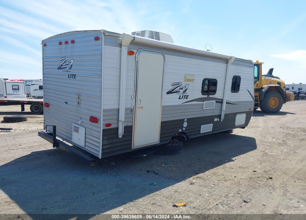 2017 TRAVEL CRAFT Z-1 LITE 18 SS VIN: 4V0TC1812HJ009902