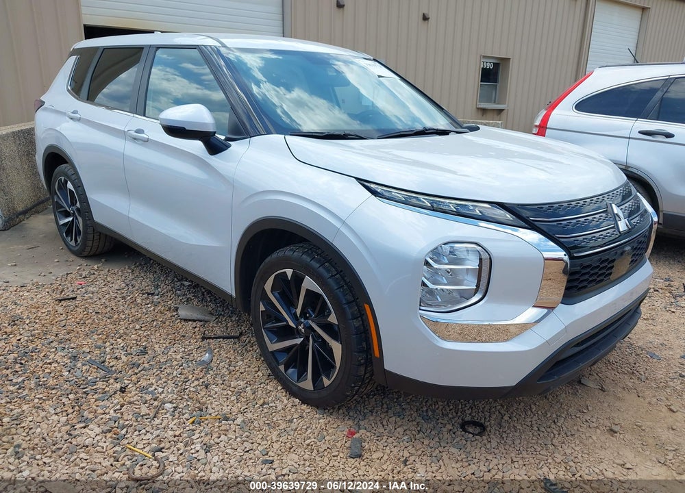 2022 MITSUBISHI OUTLANDER ES 2.5 2WD VIN: JA4J3TA89NZ023761