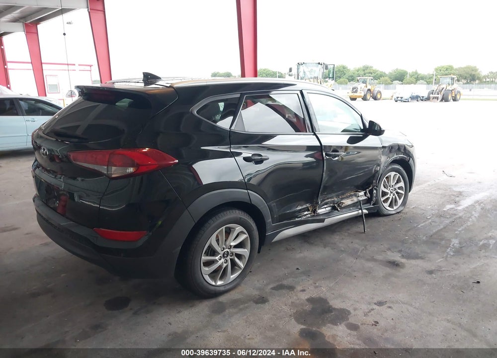 2018 HYUNDAI TUCSON SEL VIN: KM8J33A41JU631750