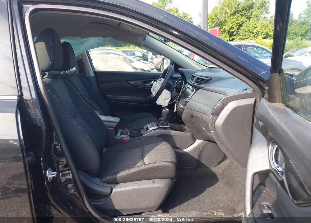 2018 NISSAN ROGUE S VIN: KNMAT2MV5JP580769