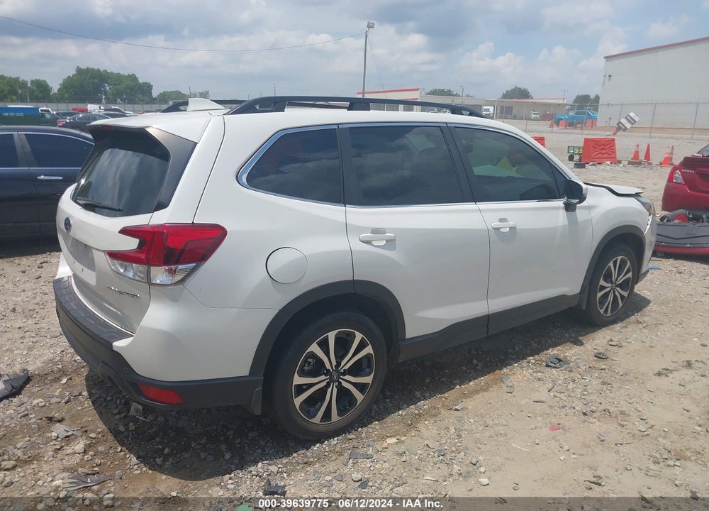 2022 SUBARU FORESTER LIMITED VIN: JF2SKAPC2NH439381