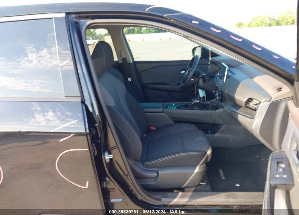2021 NISSAN ROGUE SV FWD VIN: 5N1AT3BA8MC837372