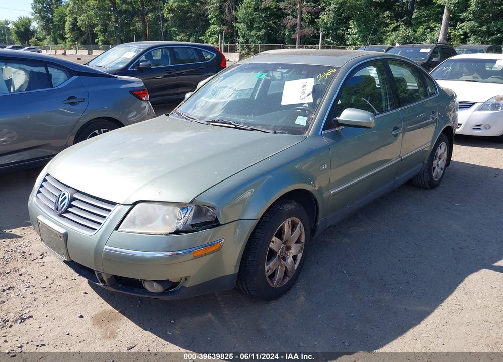 2001 VOLKSWAGEN PASSAT GLX VIN: WVWRH63B51P086494