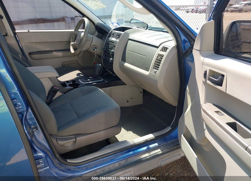 2009 FORD ESCAPE XLS/XLS MANUAL VIN: 1FMCU02719KB79061