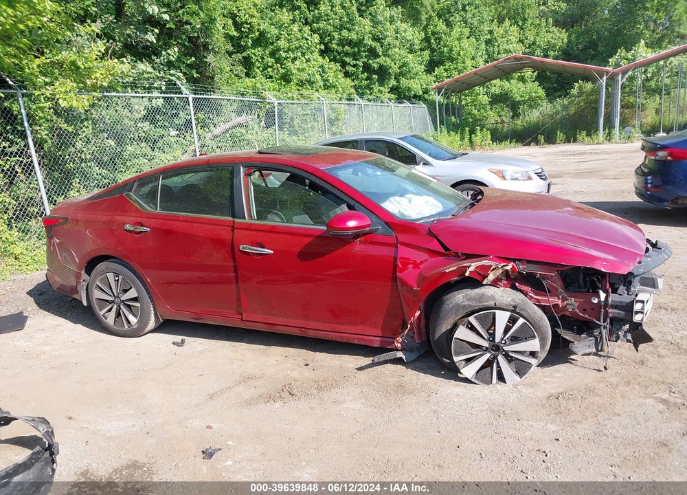 2022 NISSAN ALTIMA SV FWD VIN: 1N4BL4DVXNN379117