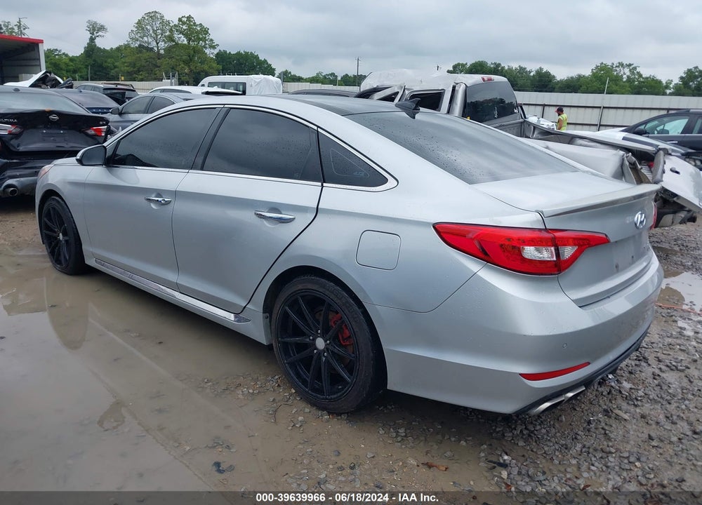 2015 HYUNDAI SONATA LIMITED 2.0T VIN: 5NPE34AB9FH111422