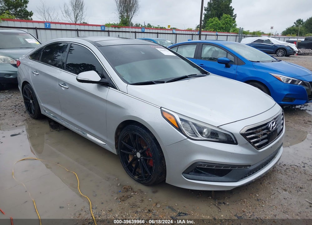 2015 HYUNDAI SONATA LIMITED 2.0T VIN: 5NPE34AB9FH111422