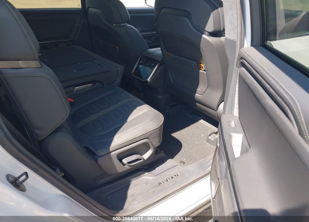 2022 RIVIAN R1S LAUNCH EDITION VIN: 7PDSGABL8NN001434