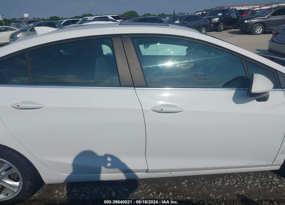 2018 CHEVROLET CRUZE LT AUTO VIN: 1G1BE5SM0J7214530