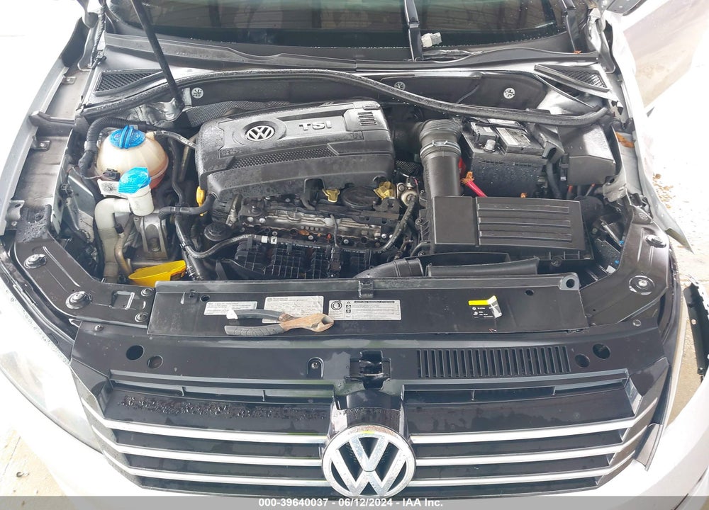 2015 VOLKSWAGEN PASSAT VIN: 1VWAS7A3XFC118318