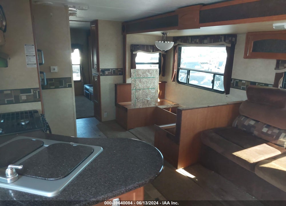 2012 TRACER EXECUTIVE 3150 BHD VIN: 5ZT2TRXB4CB501704