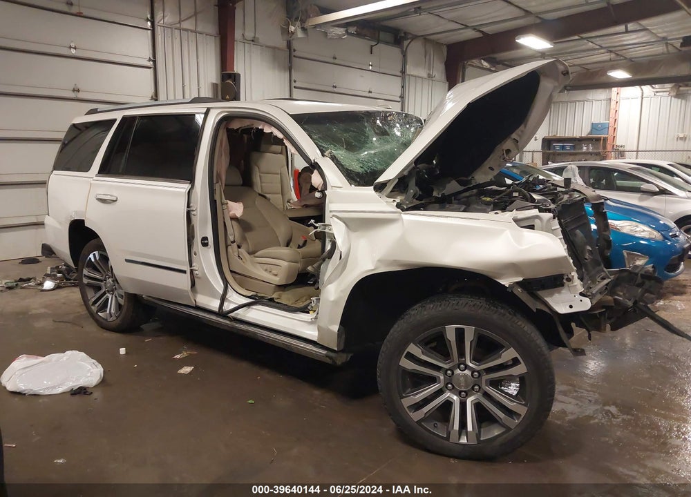2017 GMC YUKON DENALI VIN: 1GKS2CKJ0HR143925