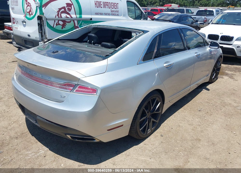 2015 LINCOLN MKZ VIN: 3LN6L2GK9FR622542