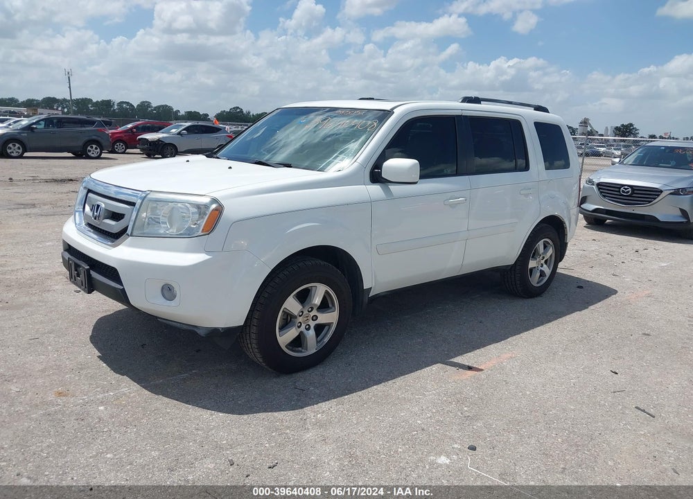 2011 HONDA PILOT EX-L VIN: 5FNYF3H51BB006767