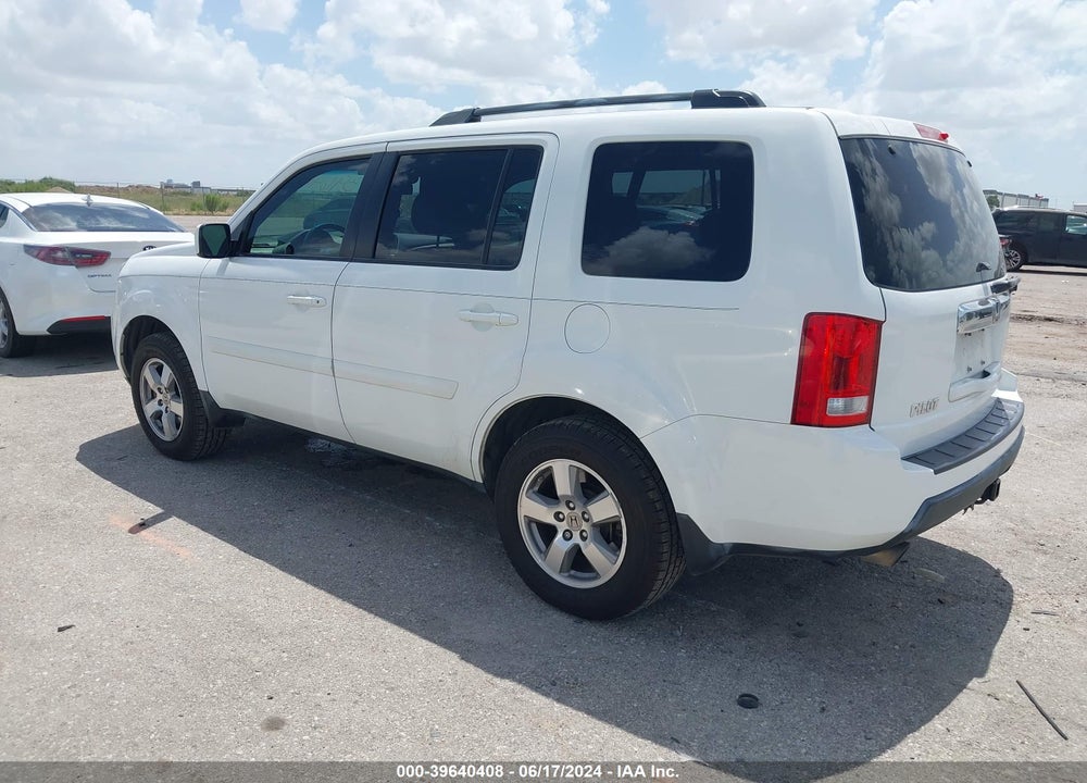 2011 HONDA PILOT EX-L VIN: 5FNYF3H51BB006767