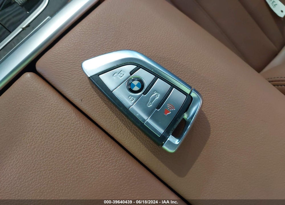2022 BMW X7 XDRIVE40I VIN: 5UXCW2C06N9K22255