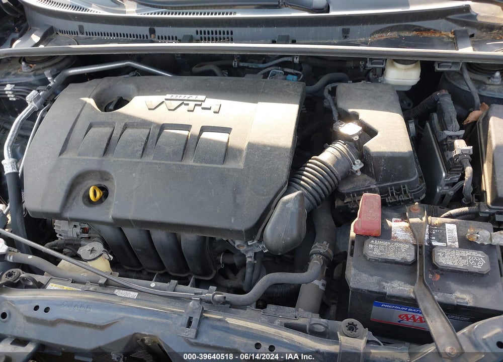 2018 TOYOTA COROLLA LE VIN: 2T1BURHE8JC016472