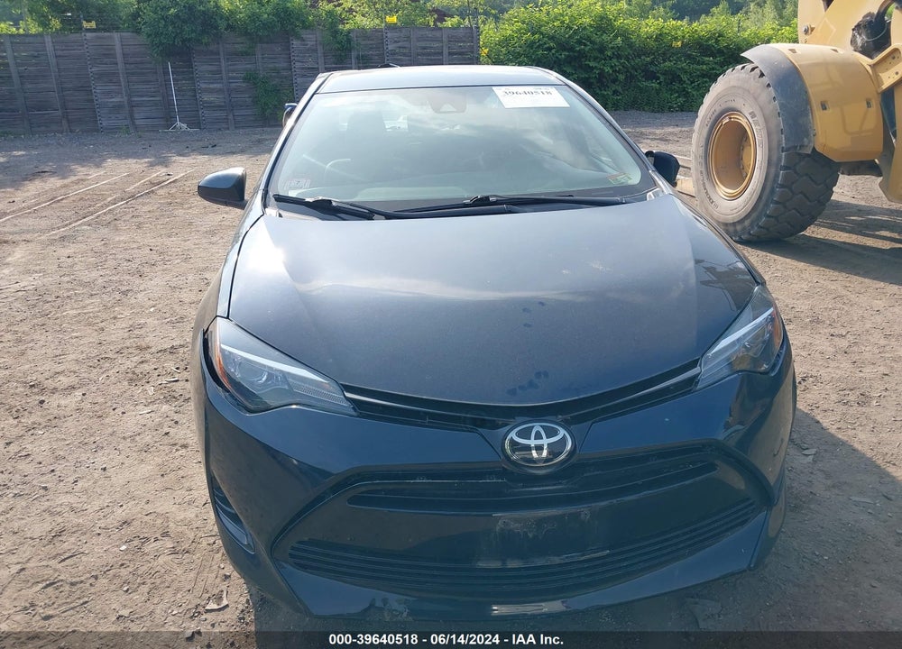 2018 TOYOTA COROLLA LE VIN: 2T1BURHE8JC016472