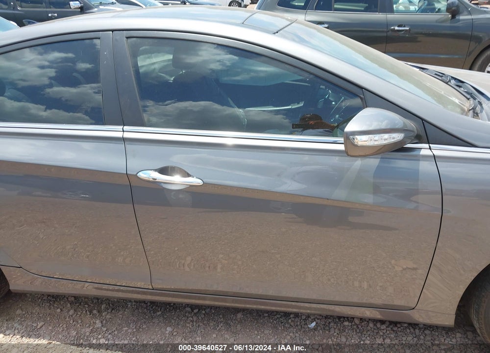2013 HYUNDAI SONATA LIMITED 2.0T VIN: 5NPEC4AB3DH578235