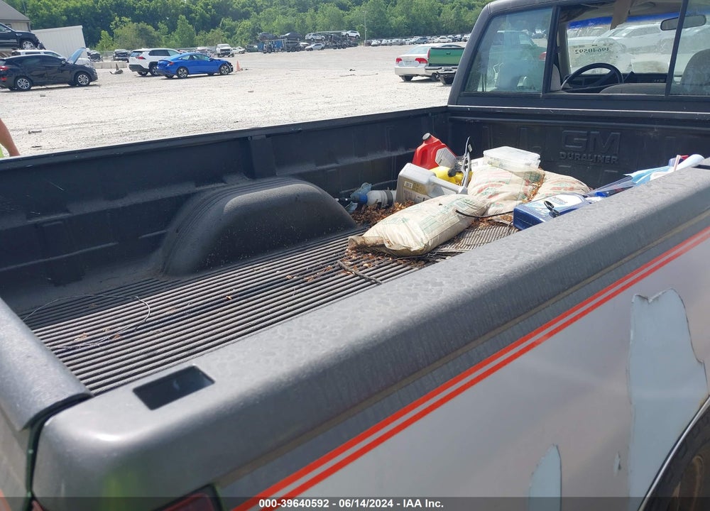 1992 GMC SIERRA C1500 VIN: 1GTEC14K5NE509168