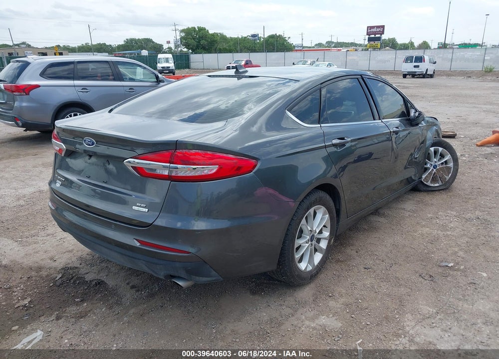 2019 FORD FUSION SE VIN: 3FA6P0HD9KR215656