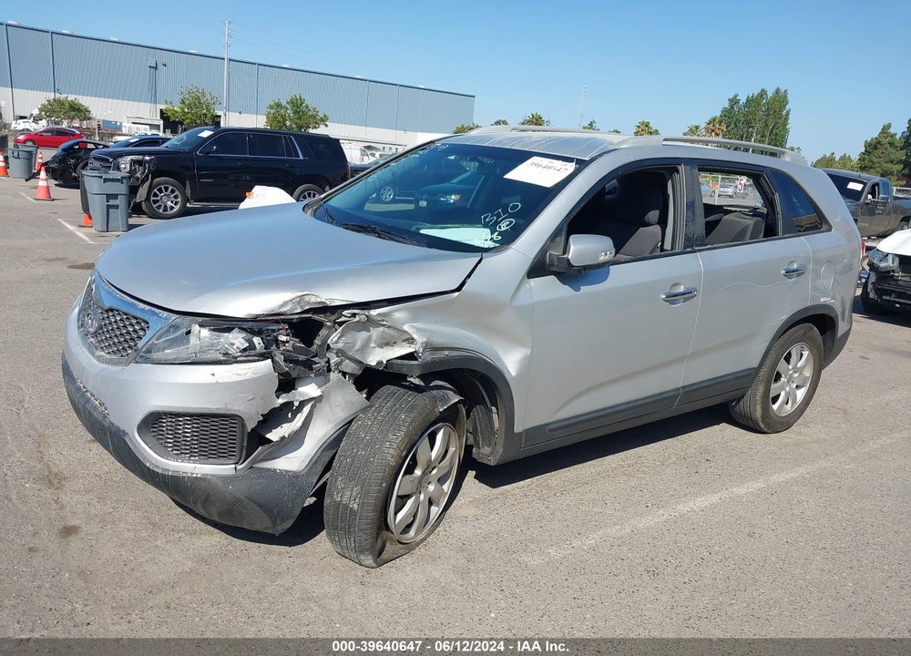 2012 KIA SORENTO LX V6 VIN: 5XYKT4A29CG297503