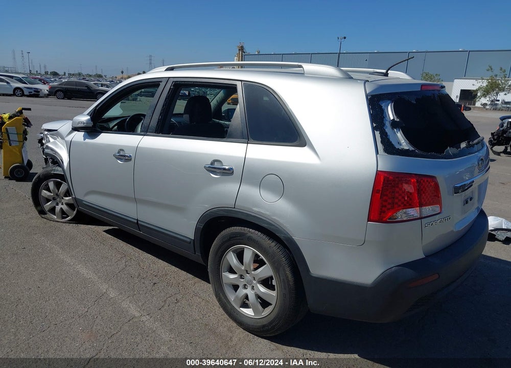 2012 KIA SORENTO LX V6 VIN: 5XYKT4A29CG297503