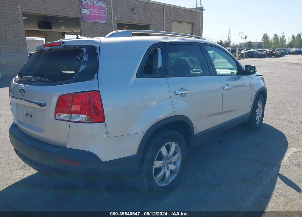 2012 KIA SORENTO LX V6 VIN: 5XYKT4A29CG297503
