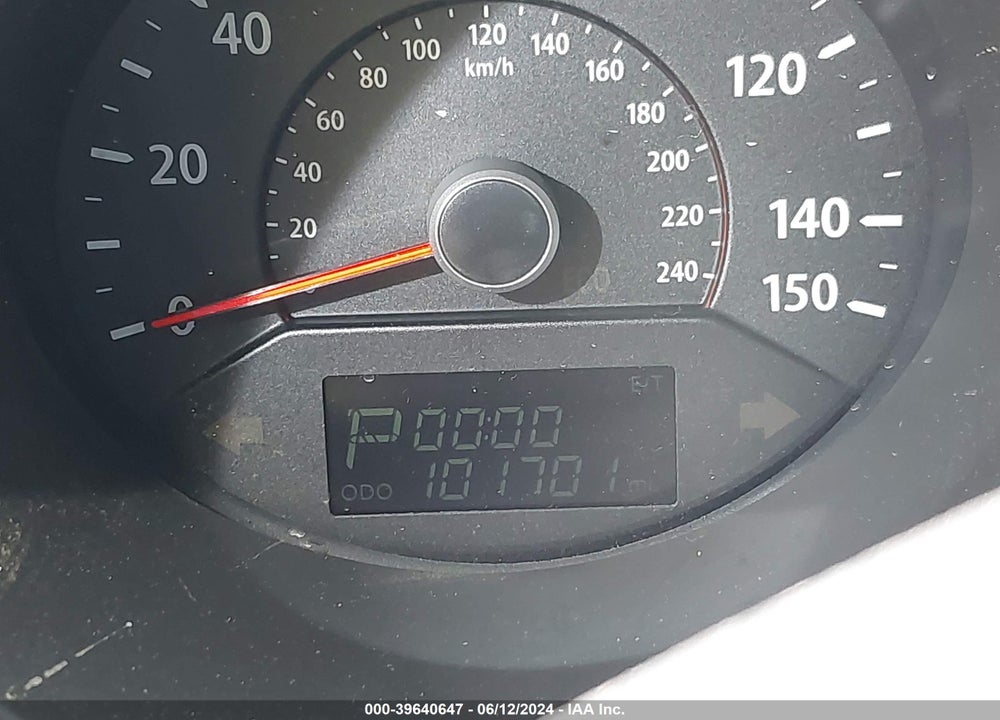2012 KIA SORENTO LX V6 VIN: 5XYKT4A29CG297503