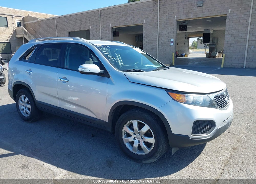 2012 KIA SORENTO LX V6 VIN: 5XYKT4A29CG297503