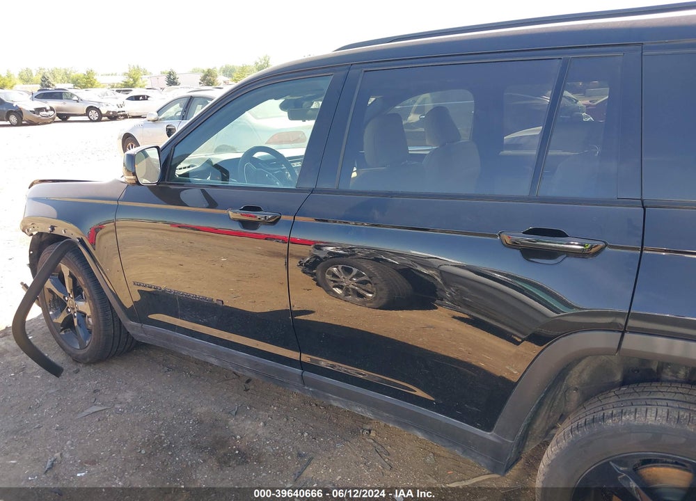 2024 JEEP GRAND CHEROKEE L LIMITED 4X4 VIN: 1C4RJKBG4R8500431