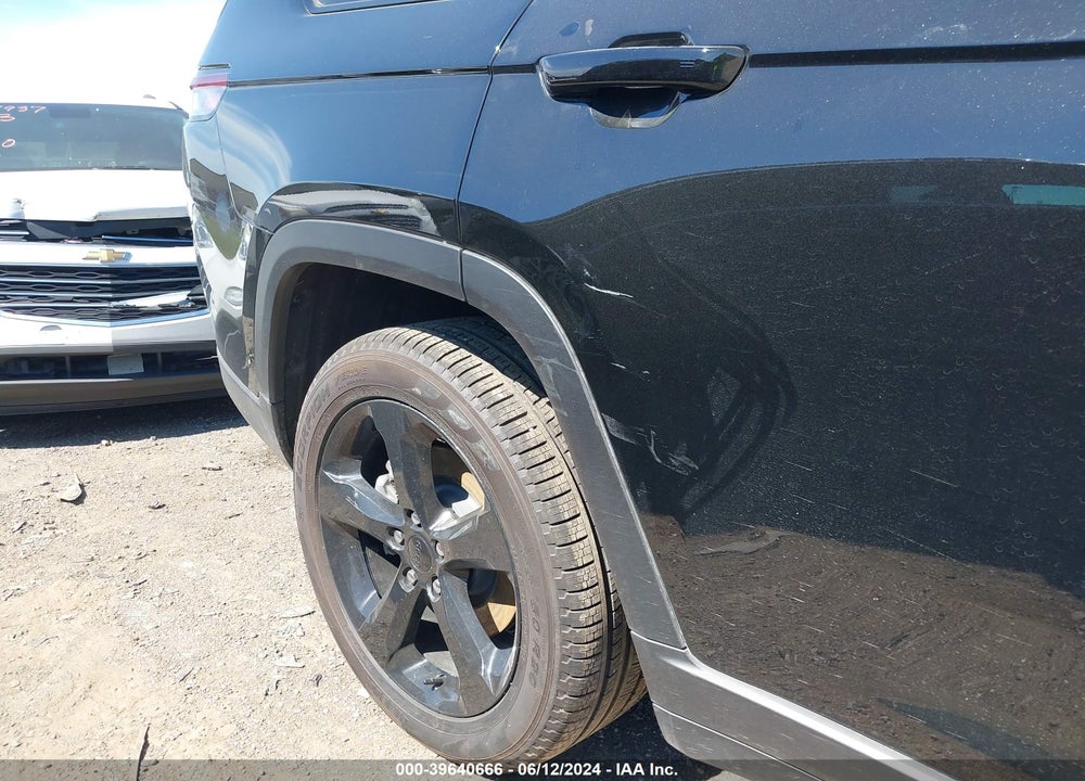 2024 JEEP GRAND CHEROKEE L LIMITED 4X4 VIN: 1C4RJKBG4R8500431