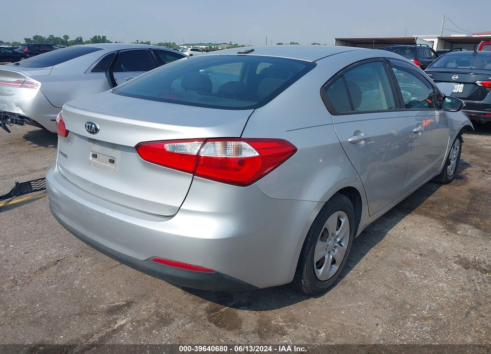 2016 KIA FORTE LX VIN: KNAFK4A61G5589651