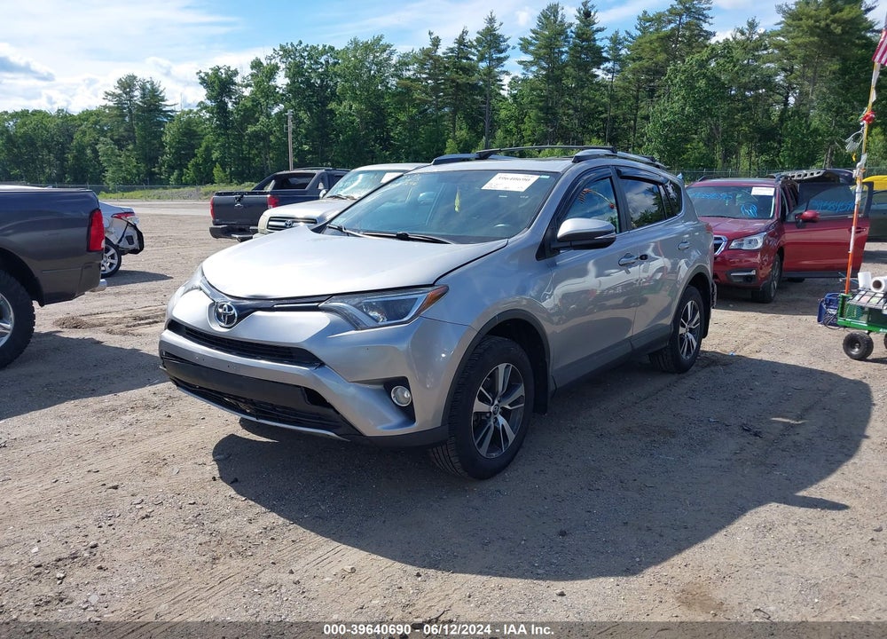 2016 TOYOTA RAV4 XLE VIN: 2T3RFREV6GW526296